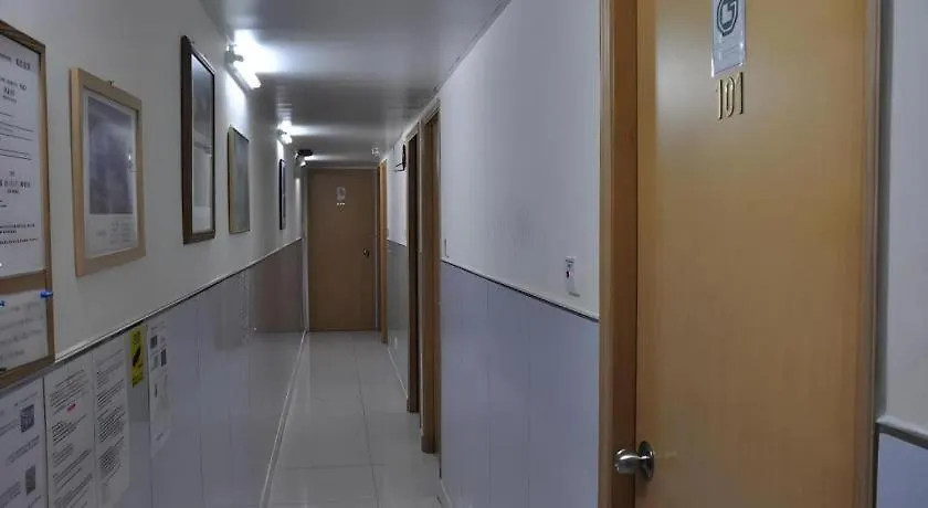 Dragon Hostel Hong Kong