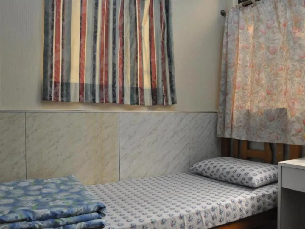 Dragon Hostel Hong Kong